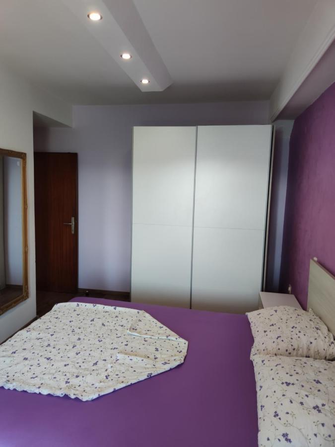 Apartments Mladenka Brist Zewnętrze zdjęcie