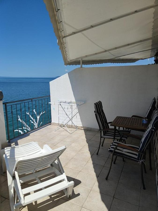 Apartments Mladenka Brist Zewnętrze zdjęcie